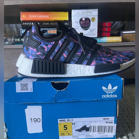 Adidas NMD R1J Unisex HQ6183 - Picture 1 of 6